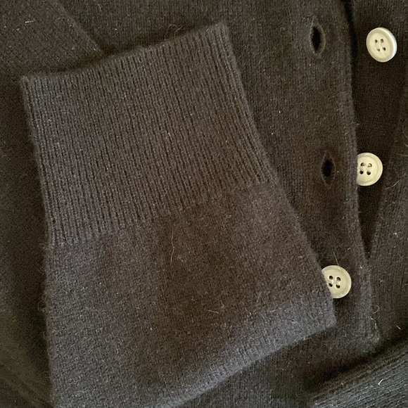 Black cashmere Henley - Picture 3 of 4